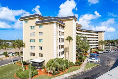 8950 Park Boulevard #702, Seminole, FL 33777 - Photo 17