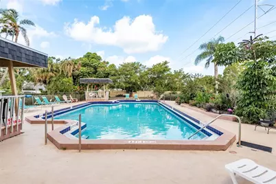 8950 Park Boulevard #702, Seminole, FL 33777 - Photo 19