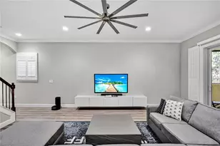 746 Grand Cypress Ln, Tarpon Springs, FL 34689 - Photo 5