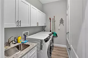 746 Grand Cypress Ln, Tarpon Springs, FL 34689 - Photo 23