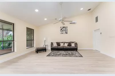 6151 Silver Oaks Drive, Zephyrhills, FL 33542 - Photo 19
