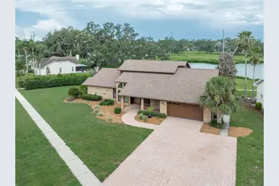 6151 Silver Oaks Drive, Zephyrhills, FL 33542 - Photo 5