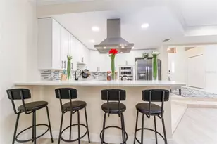 6151 Silver Oaks Dr, Zephyrhills, FL 33542 - Photo 17