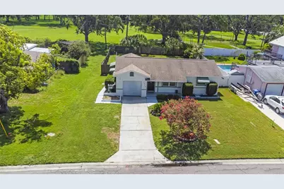 1717 Oxford Street N, Saint Petersburg, FL 33710 - Photo 3