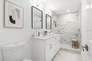 2512 Lake Ellen Cir, Tampa, FL 33618 - Photo 21