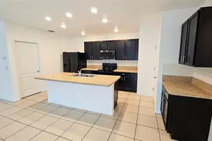 1724 Ranger Highlands Rd, Kissimmee, FL 34744 - Photo 5