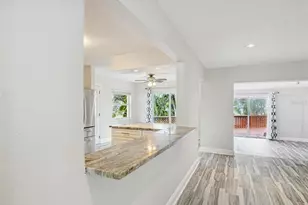 8399 42nd Ave N, Saint Petersburg, FL 33709 - Photo 15