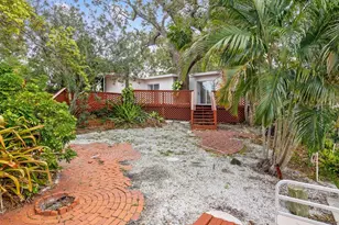 8399 42nd Ave N, Saint Petersburg, FL 33709 - Photo 37