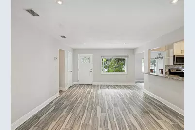 8399 42nd Avenue N, Saint Petersburg, FL 33709 - Photo 23