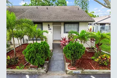 3842 La Costa Lane, Largo, FL 33771 - Photo 1