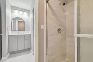 3842 La Costa Ln, Largo, FL 33771 - Photo 21