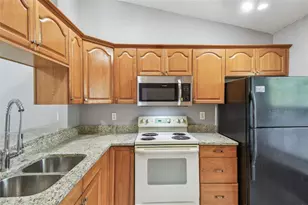 3842 La Costa Ln, Largo, FL 33771 - Photo 9
