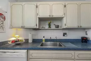 2001 Greenbriar Blvd, Clearwater, FL 33763 - Photo 9