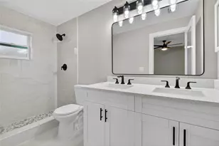 747 Stillview Cir, Brandon, FL 33510 - Photo 35