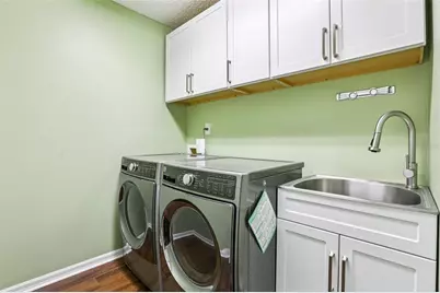 1812 New Bedford Drive, Sun City Center, FL 33573 - Photo 63
