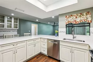 1812 New Bedford Dr, Sun City Center, FL 33573 - Photo 29