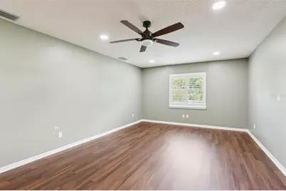 1812 New Bedford Drive, Sun City Center, FL 33573 - Photo 15