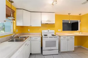 600 Tangerine Ave, Dunedin, FL 34698 - Photo 7