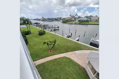 719 Pinellas Bayway S #203, Tierra Verde, FL 33715 - Photo 5