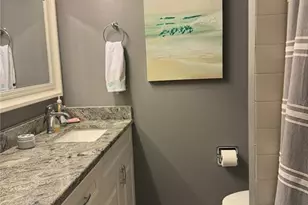 7400 Sun Island Dr S, South Pasadena, FL 33707 - Photo 11