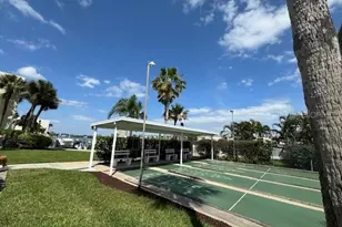 7400 Sun Island Dr S, South Pasadena, FL 33707 - Photo 21