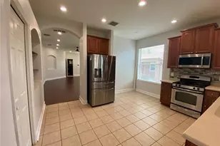 17414 New Cross Cir, Lithia, FL 33547 - Photo 7