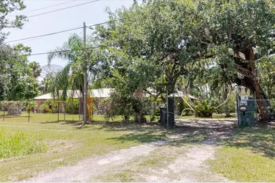 12115 S US Hwy 41, Gibsonton, FL 33534 - Photo 7