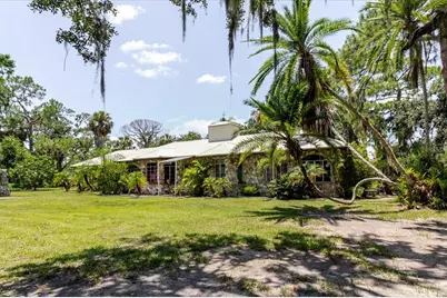 12115 S US Hwy 41, Gibsonton, FL 33534 - Photo 1