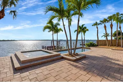 8400 35th Avenue N, Saint Petersburg, FL 33710 - Photo 47