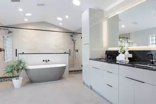 8400 35th Ave N, Saint Petersburg, FL 33710 - Photo 33