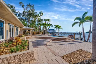 8400 35th Avenue N, Saint Petersburg, FL 33710 - Photo 51