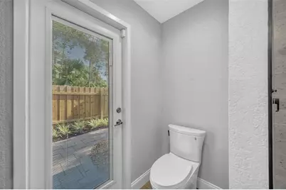 8400 35th Avenue N, Saint Petersburg, FL 33710 - Photo 35
