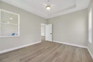 1103 Villeroy Dr, Sun City Center, FL 33573 - Photo 31