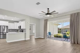 1103 Villeroy Dr, Sun City Center, FL 33573 - Photo 29