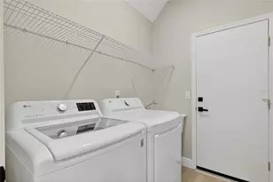 1103 Villeroy Dr, Sun City Center, FL 33573 - Photo 39