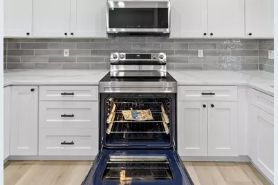 1103 Villeroy Drive, Sun City Center, FL 33573 - Photo 13