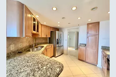 5950 Pelican Bay Plaza S #PH-1B, Saint Petersburg, FL 33707 - Photo 9