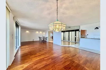 5950 Pelican Bay Plaza S #PH-1B, Saint Petersburg, FL 33707 - Photo 5