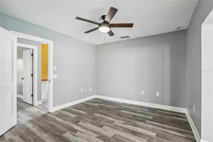 1010 Emerald Creek Dr, Valrico, FL 33596 - Photo 69