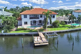 1097 Eden Isle Dr NE, Saint Petersburg, FL 33704 - Photo 5