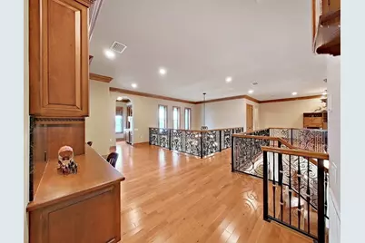 1097 Eden Isle Drive NE, Saint Petersburg, FL 33704 - Photo 35