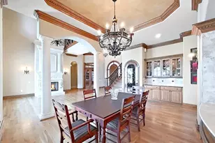 1097 Eden Isle Dr NE, Saint Petersburg, FL 33704 - Photo 17