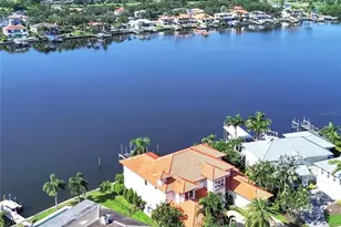 1097 Eden Isle Dr NE, Saint Petersburg, FL 33704 - Photo 5