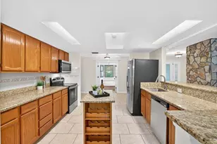 11755 W Fisherman Ln, Homosassa, FL 34448 - Photo 13