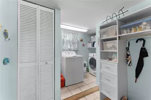 209 Emerald Ln, Largo, FL 33771 - Photo 21