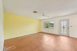 1908 Canterbury Ln, Sun City Center, FL 33573 - Photo 7