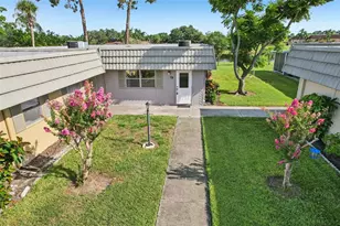 201 Kings Blvd, Sun City Center, FL 33573 - Photo 25