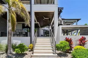 206 6th St E, Tierra Verde, FL 33715 - Photo 95