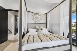 206 6th St E, Tierra Verde, FL 33715 - Photo 37