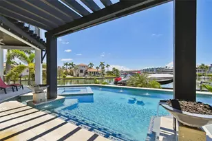 206 6th St E, Tierra Verde, FL 33715 - Photo 23